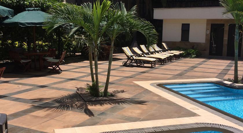 Jacaranda Hotel Nairobi Esterno foto